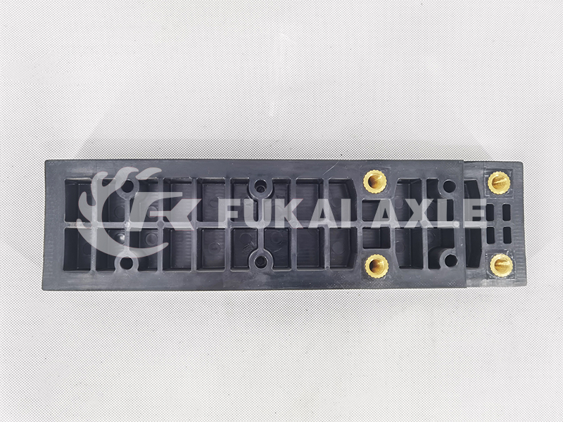 Steel Plate Slide Rail For Sinotruk Howo Truck Spare Parts WG9725523250