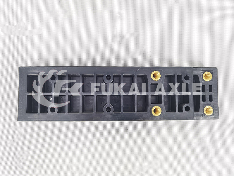 Steel Plate Slide Rail For Sinotruk Howo Truck Spare Parts WG9725523250