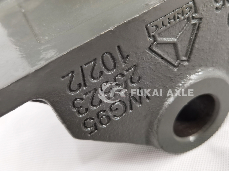 Hohan Front Spring Front Bracket For Sinotruk Howo Truck Spare Parts WG9525523102