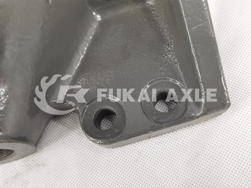 Front Spring Rear Bracket for Sinotruk Howo Truck Spare Parts WG9925520208/WG9925520207