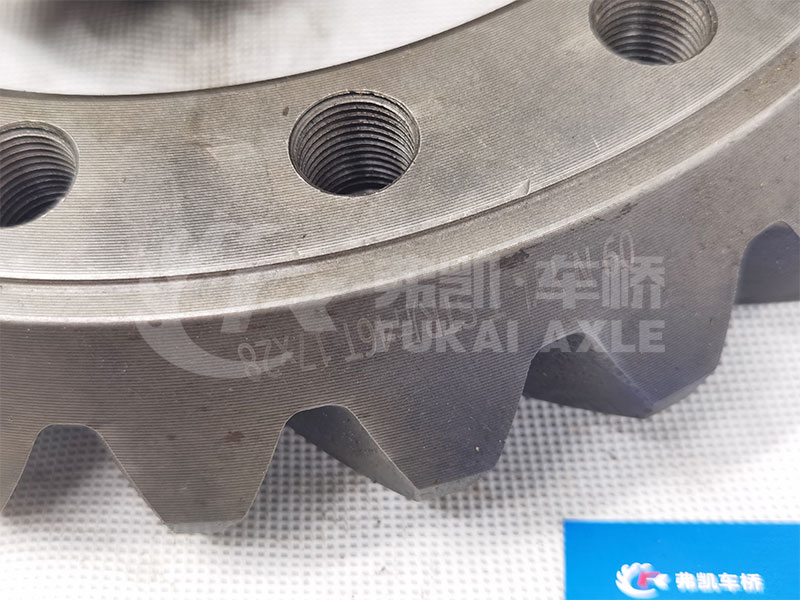 Rear Bevel Gear for Foton Auman Ankai Axle Truck Spare Parts Hff2402038ck1gftb/035A1218A 28/17 