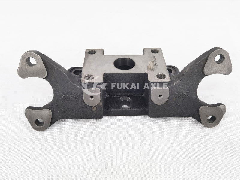 Middle Bridge Compartment Bracket For Sinotruk Howo Truck Spare Parts MCP16