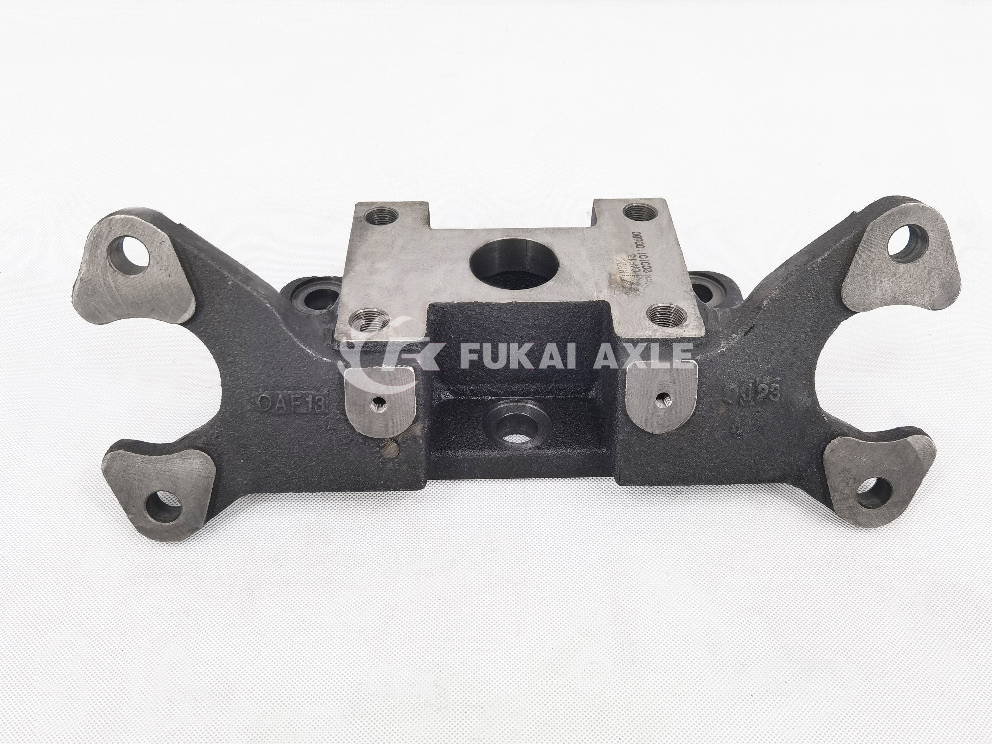 Middle Bridge Compartment Bracket For Sinotruk Howo Truck Spare Parts MCP16