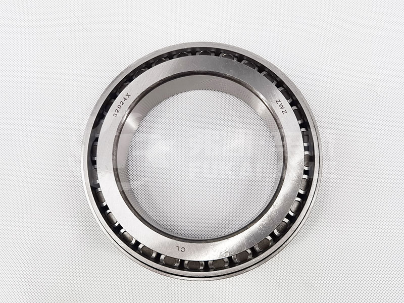 Tapered Roller Bearing for Sinotruk Truck Spare Parts 32024X 06.32498.0063