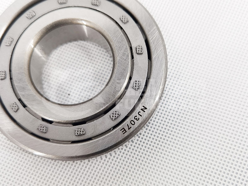 Fast Gearbox Transmission Bearing For Sinotruk Truck Spare Parts 42307E NJ307E