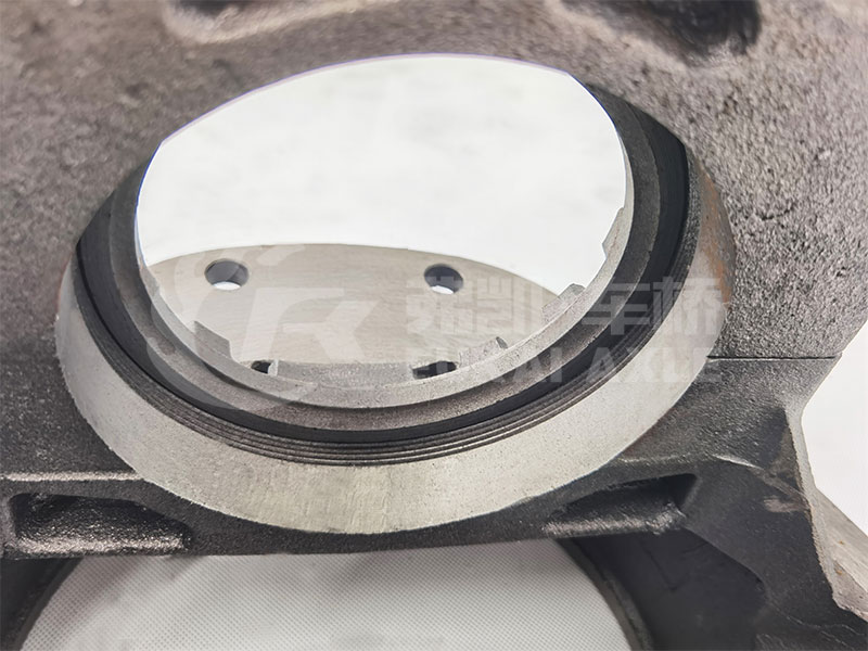 Rear Axle Main Reducer Housing for Sinotruk HOWO Steyr Truck Spare Parts 99012320097