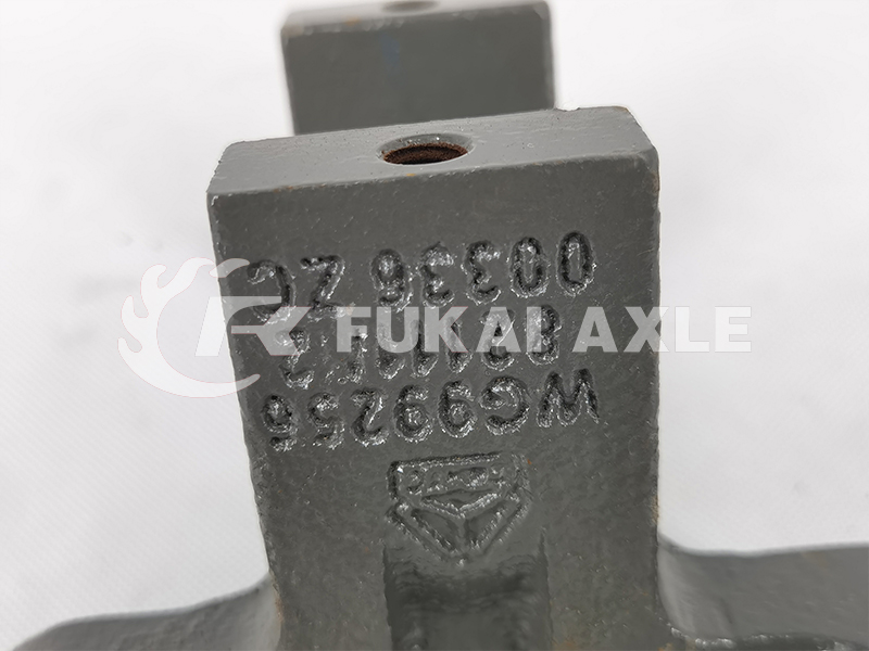  Fixed Clamp Block For Sinotruk Howo Truck Spare Parts WG9925682111