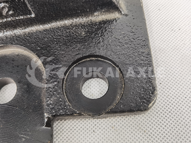 Steering Power Cylinder Bracket for Shacman Delong Truck Parts Dz9118470606