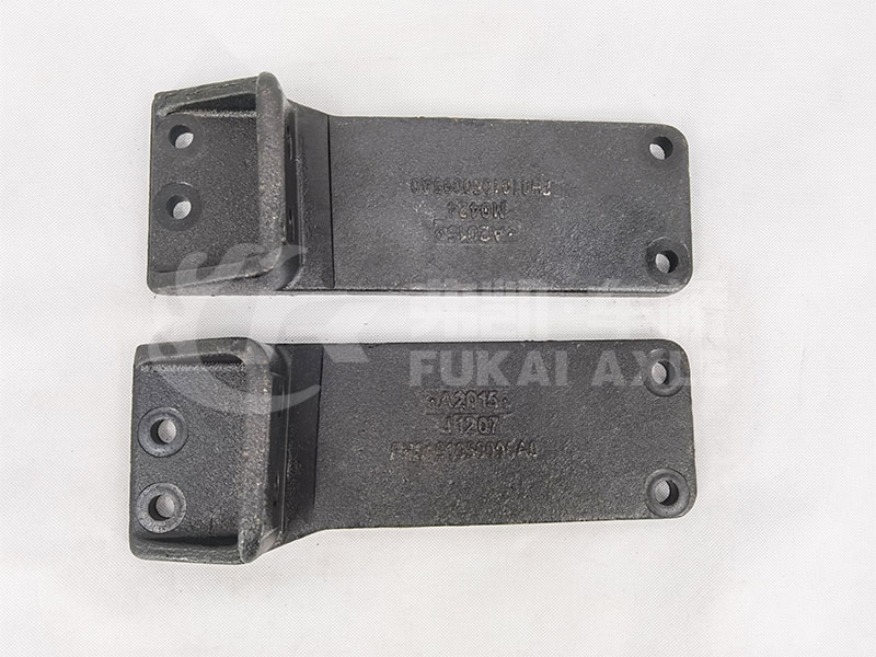 Rear Engine Mount Bracket for Foton Auman Truck Spare Parts H0101050095A0/H0101050096A0