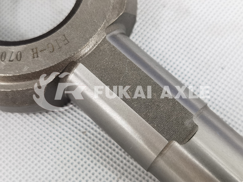 Cross Shaft Wheels for Sinotruk HOWO /Styer Heavy Truck Parts AZ9981320150 WG9981320150