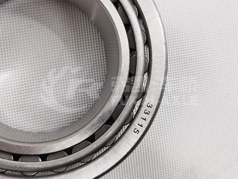 Tapered Roller Bearing for Shacman Sinotruk AC16 Axle Parts 33115 Wg9981033115 06.32499.0040