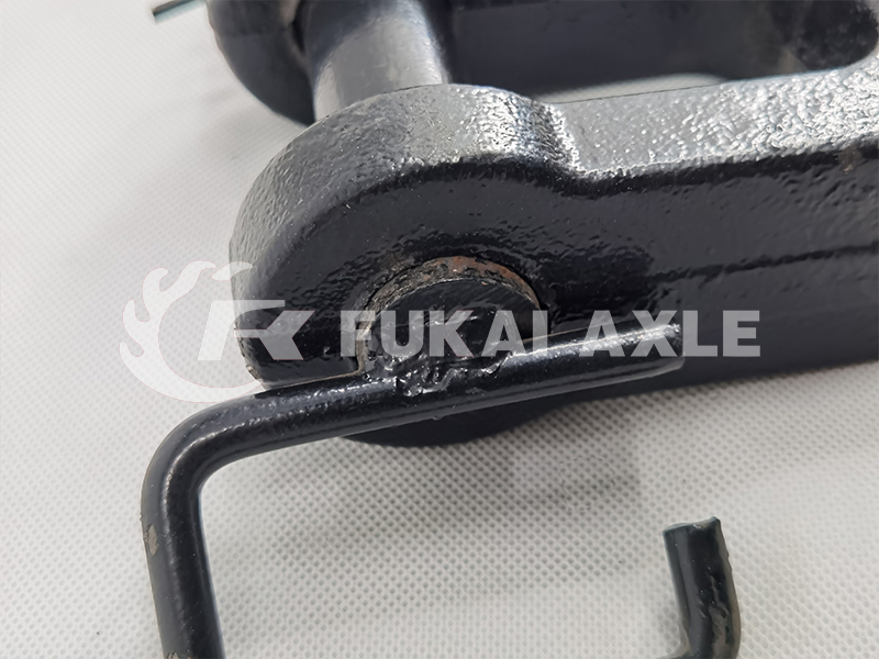 Front Trailer Hitch Towing Hook for FAW Jiefang Truck Chassis Parts 2806010-1063