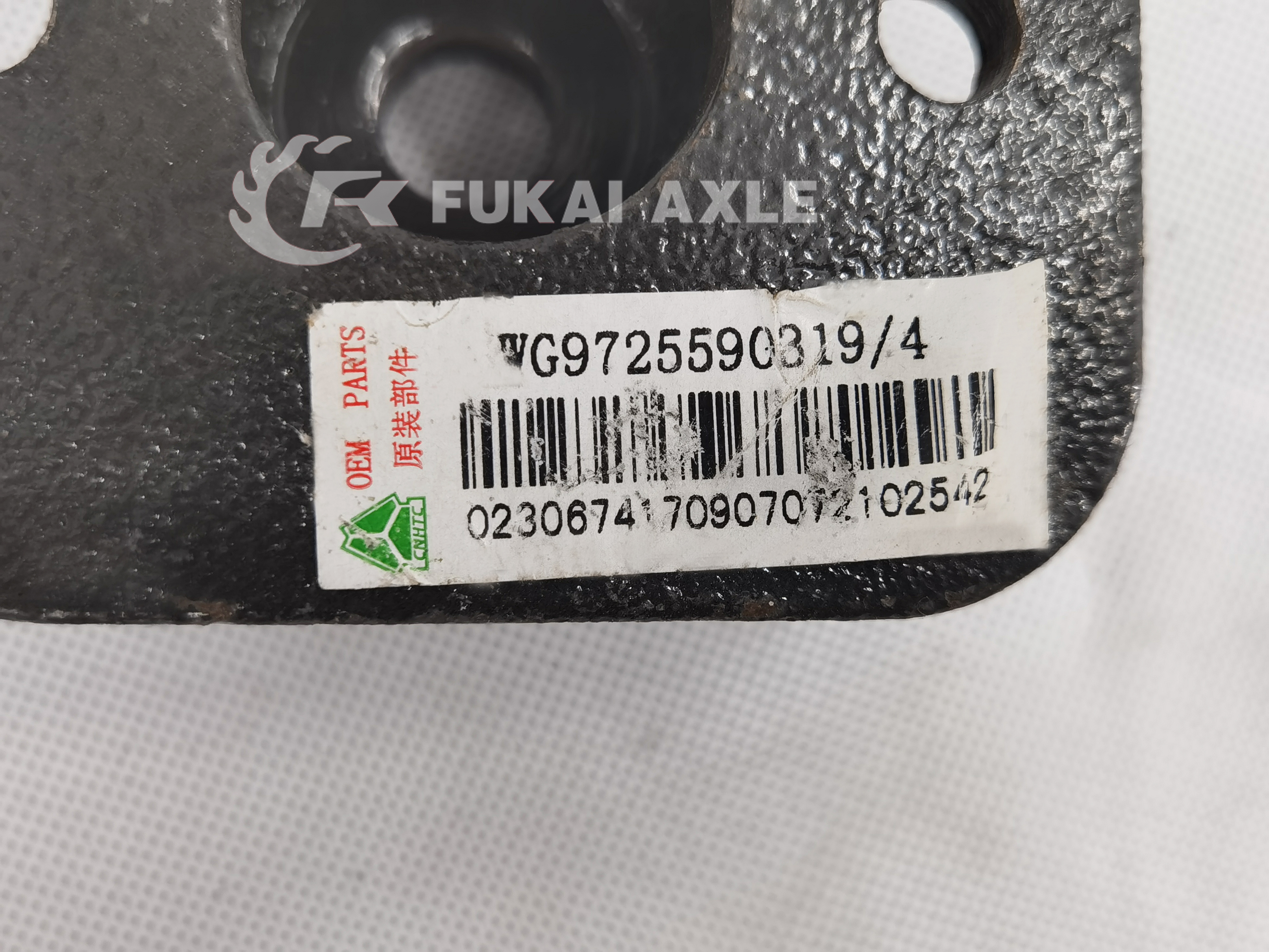 Gearbox Hanger Bracket For Sinotruk Howo Truck Spare Parts WG9725590319