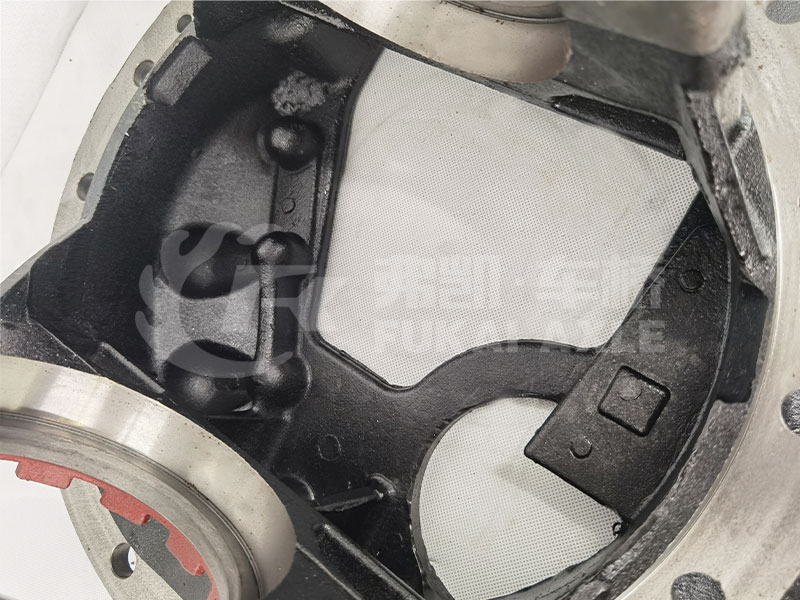 Medium Bridge Main Reducer Housing for Sinotruk HOWO Styer Truck Spare Parts AZ7121320119