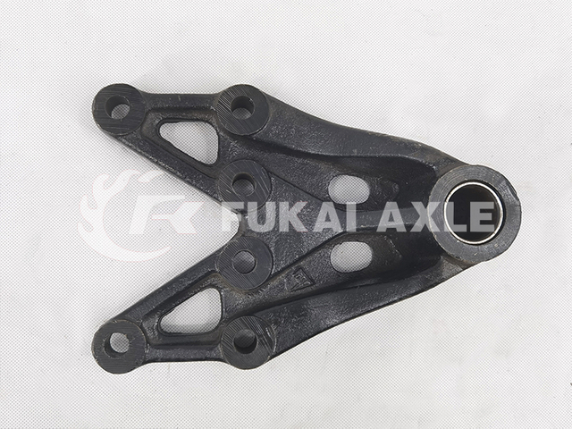 Front Steel Bracket for FAW Jiefang Truck Parts 2902450-DM611