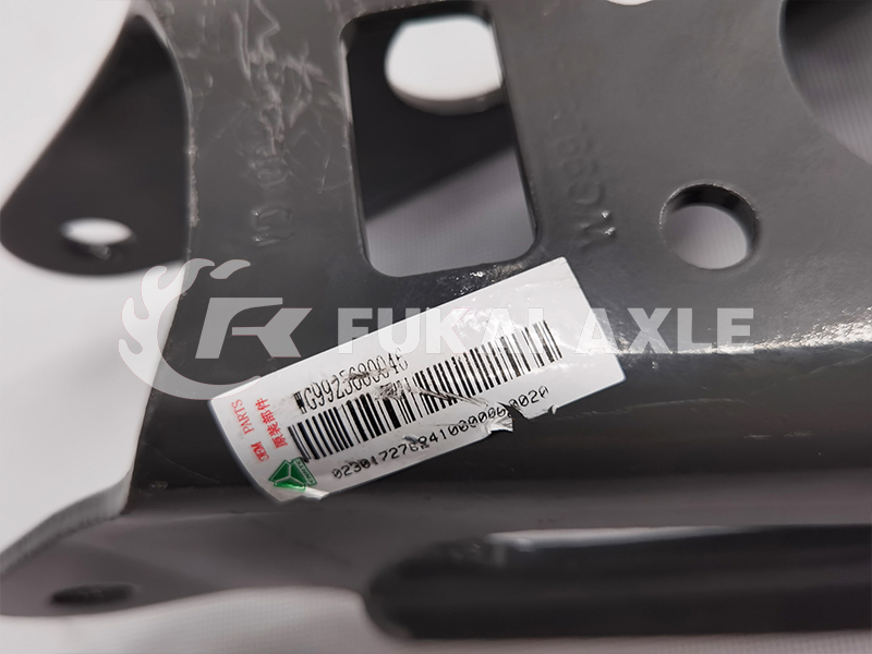 Cab Shock Absorber Upper Bracket for Sinotruk Howo Truck Parts WG9925680046