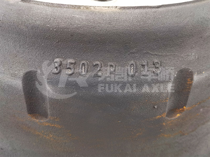 Rear Brake Drum for Saic Hongyan Genlyon H8b Truck Spare Parts 3502p-0135 5801768132 