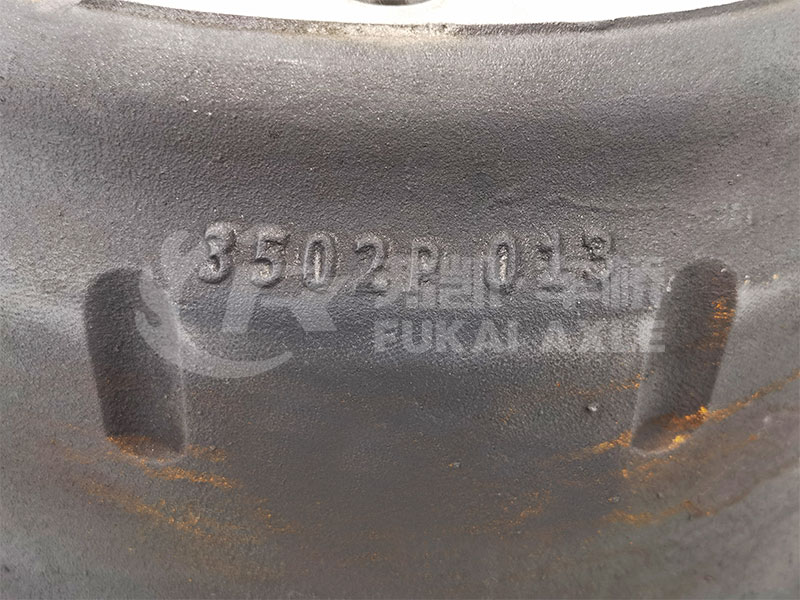 Rear Brake Drum for Saic Hongyan Genlyon H8b Truck Spare Parts 3502p-0135 5801768132 