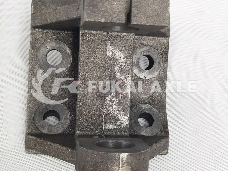 Front Spring Front Bracket For Sinotruk Howo Truck Spare Parts WG9725520007
