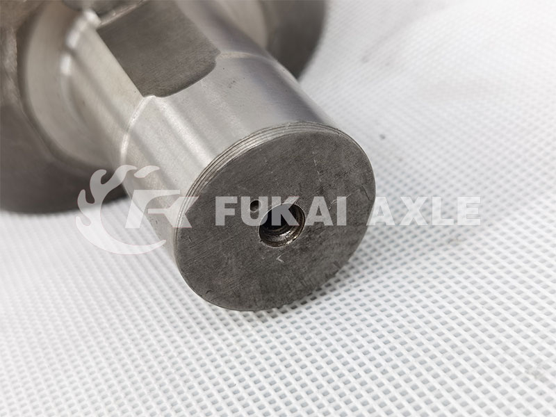 Inter-axis Cross Axis for Sinotruk Steyr/HOWO AC16 Axle AZ9981320139