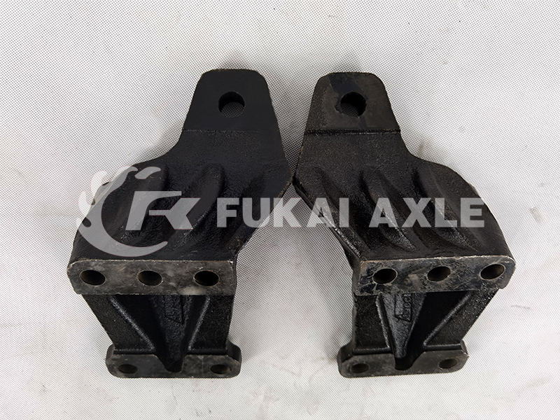 Gearbox Suspension Bracket for FAW Jiefang Truck Spare Parts 1706051-74A/1706052-74A 