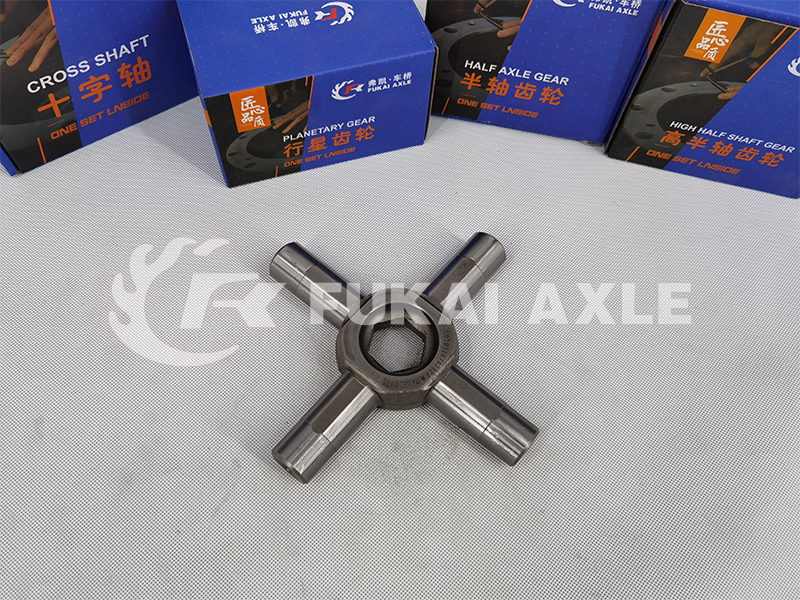 Inter-Wheel Cross Shaft for Sinotruk HOWO AC16 Truck Spare Parts AZ9981320031