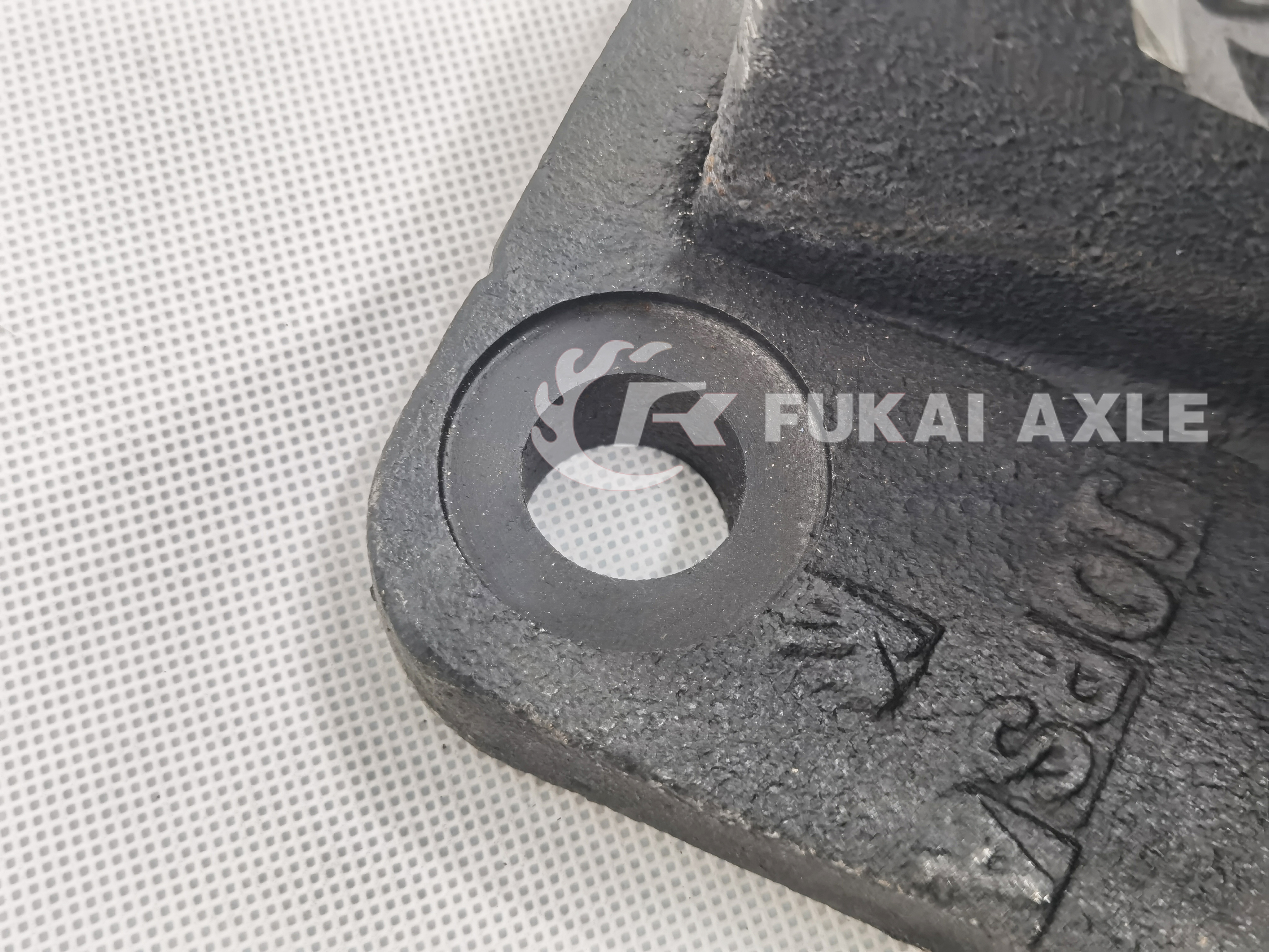 Bridge-in-bridge Compartment Bracket For Sinotruk Howo Truck Spare Parts AZ9981340044/WG9981340044