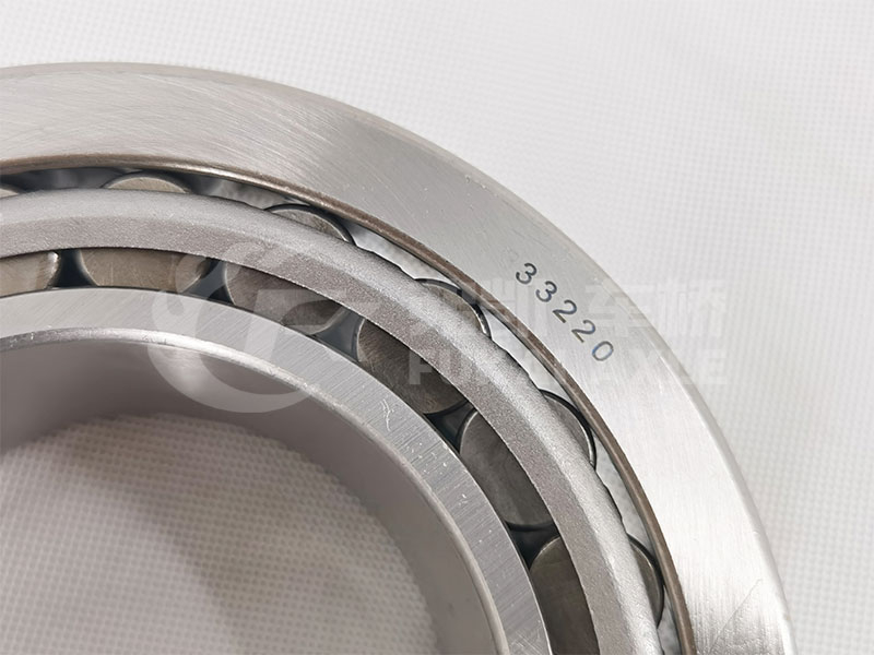 Tapered Roller Bearing for Shacman Hande Truck Spare Parts 33220 3007220e 710W93420-0104 