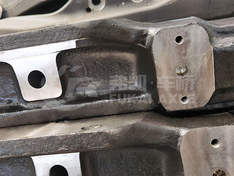 Front Axle Assembly for Shacman Delong Truck Spare Parts HD95009410079 DCM750409410121
