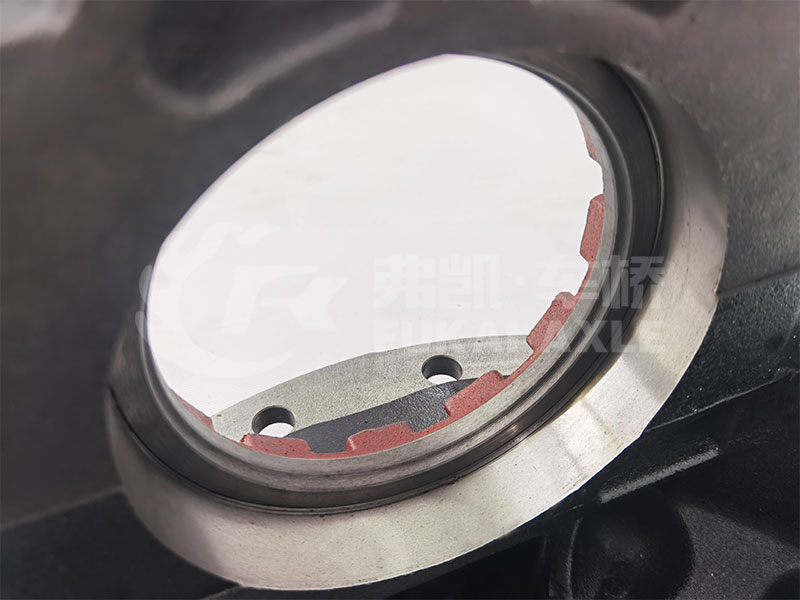 Medium Bridge Main Reducer Housing for Sinotruk HOWO Styer Truck Spare Parts AZ7121320119