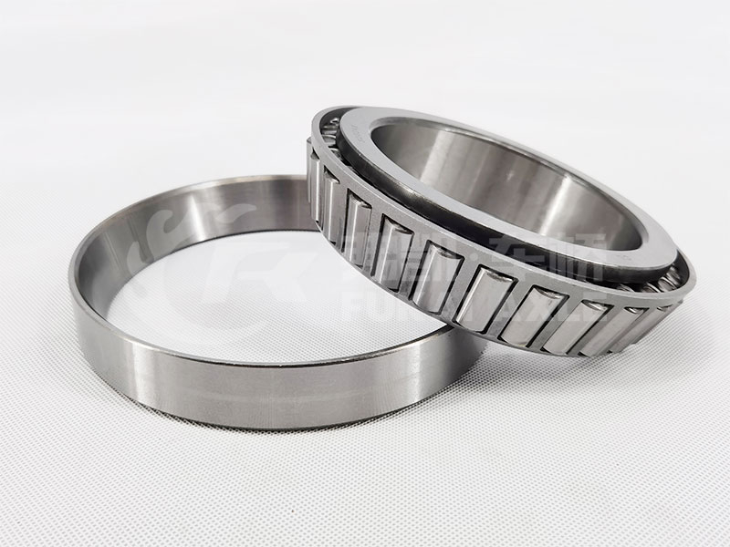 Tapered Roller Bearing for Sinotruk Truck Spare Parts 32024X 06.32498.0063