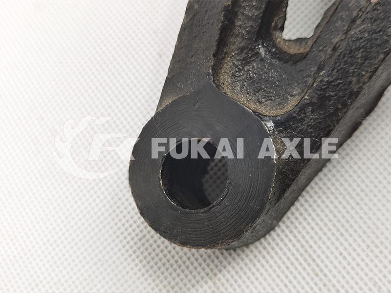 Front Steel Bracket for FAW Jiefang Truck Spare Parts 2932443-68V 