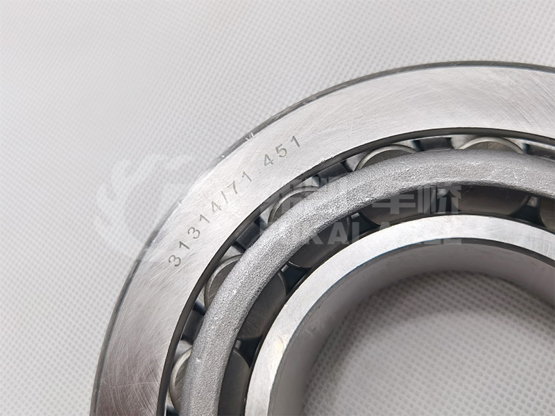Tapered Roller Bearing for Auman Hongyan Truck Spare Parts 31314/5801606150