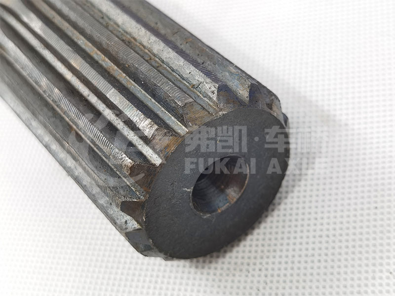 Half Shaft for Sinotruk Dongfeng Light Truck Spare Parts EQ1061 L=990mm 8-Holes Spline 16teeth