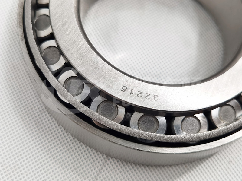 Tapered Roller Bearing for Shacman Hande Truck Spare Parts 810W93420-6096 32215 