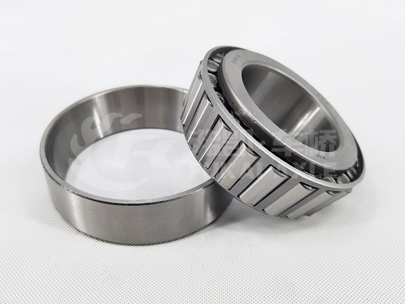 Rear Wheel Tapered Roller Bearing for FAW Jiefang Dongfeng Truck Spare Parts 30615 7815E