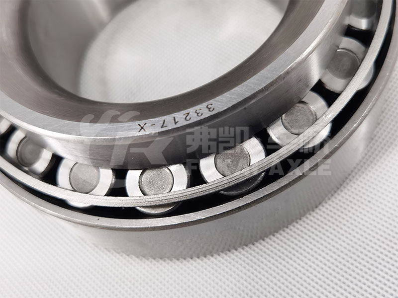 Front Wheel Inner Bearing for Dongfeng Truck Spare Parts 32317