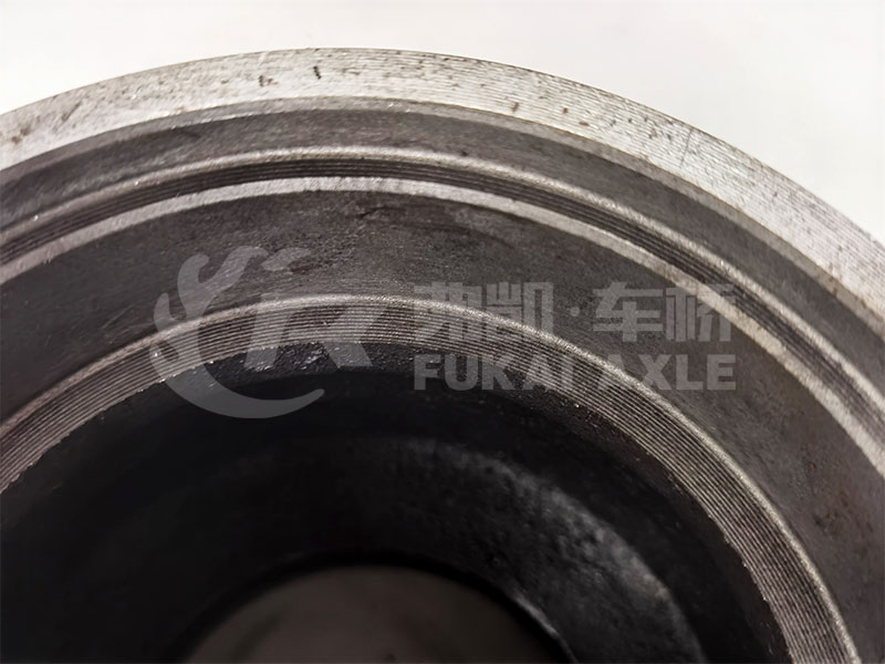 Front Wheel Hub for Liuqi Chenglong X8b Auto Truck Spare Parts QY132X8-3103015B
