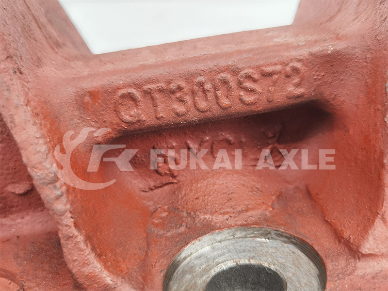 Chamber Bracket for Qingte Truck Spare Parts QT300S72