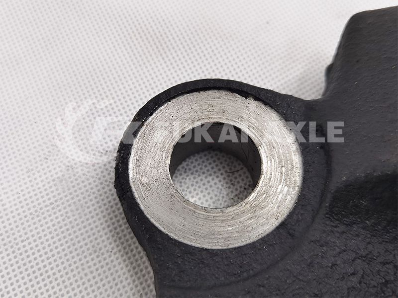 Thrust Rod Lower Bracket For Saic Hongyan Jieshi Spare Parts 5801802365 5801802364