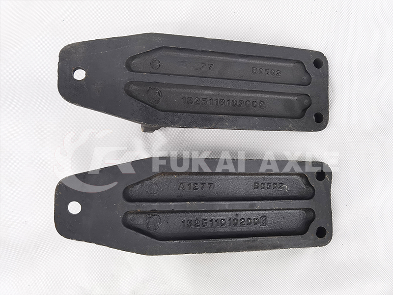 Engine Rear Mounting Support Bracket for Foton AumanTruck Spare Parts 1325110102002/1325110102003