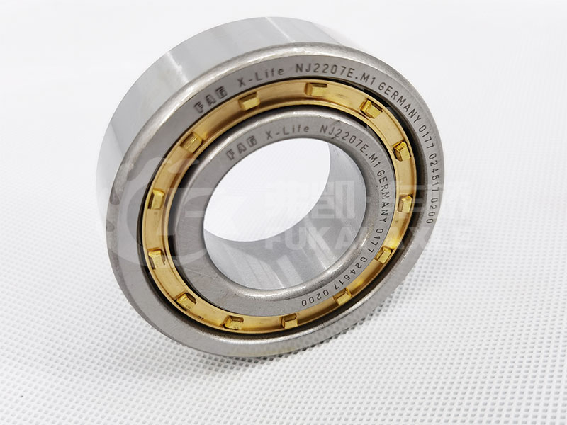 Air Compressor Air Pump Bearings For Sinotruk Howo Truck Spare Parts NJ2207EM/190003320154/7207B