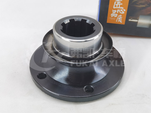 Through Shaft Flange for Sinotruk Steyr Truck Spare Parts AZ9124320014