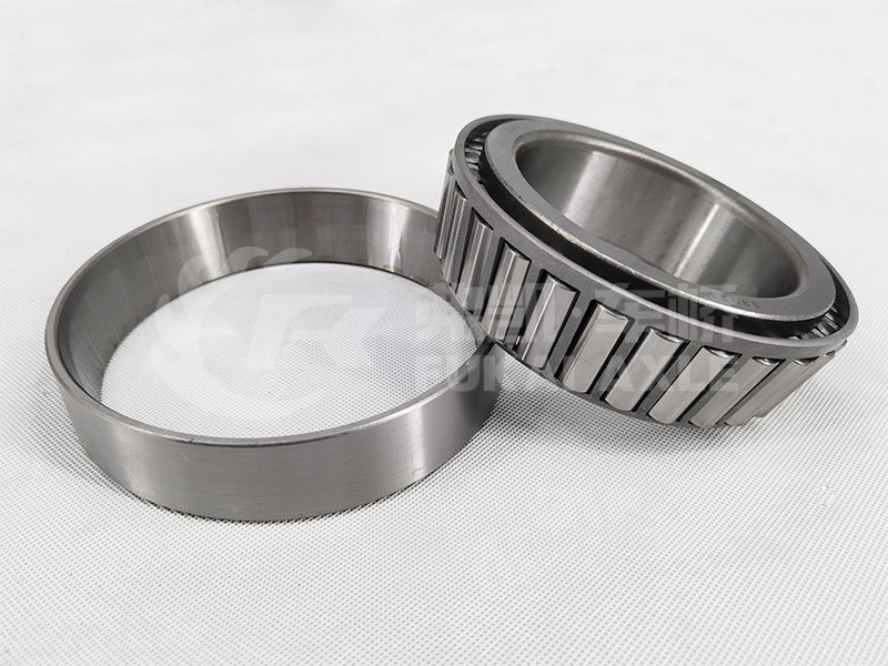 Differential Bearing for Shacman Delong Hande 425 Axle Truck Spare Parts 33021 06.3232488.0183 HD95129328004 