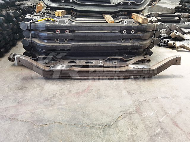 9 Tons Front Axle (I-Beam) for Sinotruk HOWO Truck Spare Parts AZ9100413007