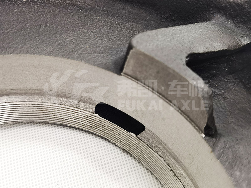 Axle Transition Cover for Sinotruk Man Bridge Truck Spare Parts 710-35602-0027