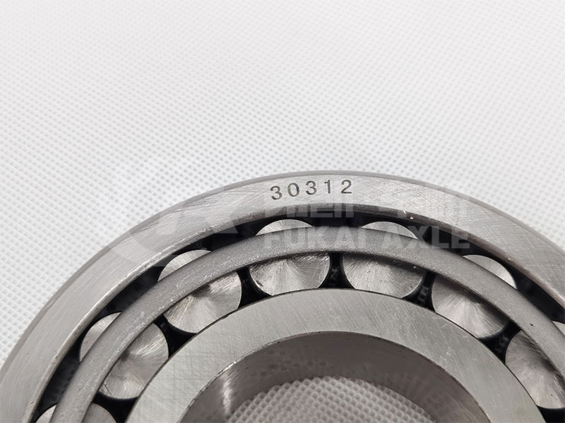 Taper Roller Bearing for Sinotruk Steyr Truck Spare Parts 30312 190003326236 WG7117030312