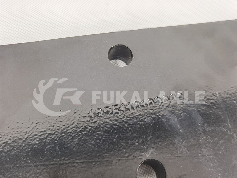 Engine Bracket for Foton Auman Heavy Truck Parts 1325110102002 1325110102003