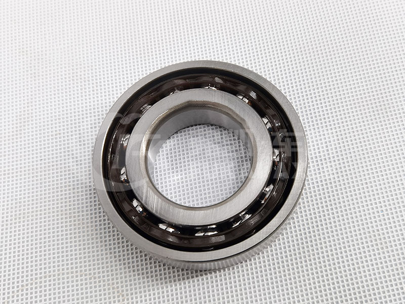  Air Compressor Air Pump Bearings For Sinotruk Howo Truck Spare Parts 7207B/NJ2207E