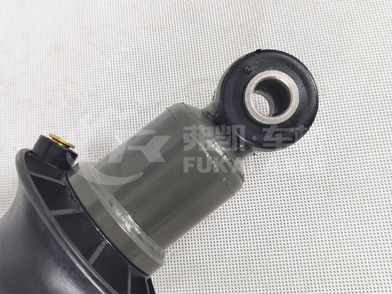 Rear Airbag Shock Absorber for Liuqi Chenglong H7 Truck Spare Parts H73-5001570